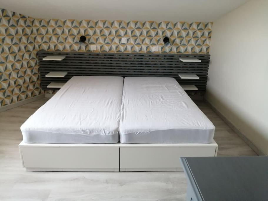 Gite Bin Benaise Draps Et Serviettes Compris Pamproux Exterior photo